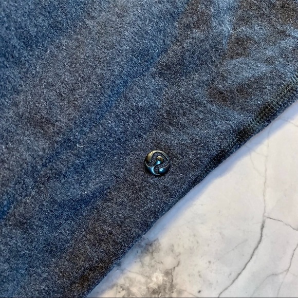 Lulu lemon Mid-rise, knee length leggings swiftly - Picture 7 of 8